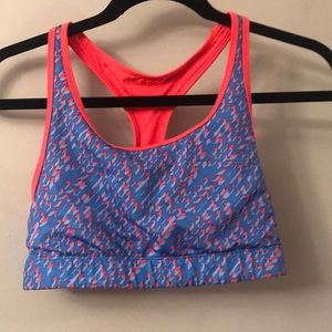 Sports bra